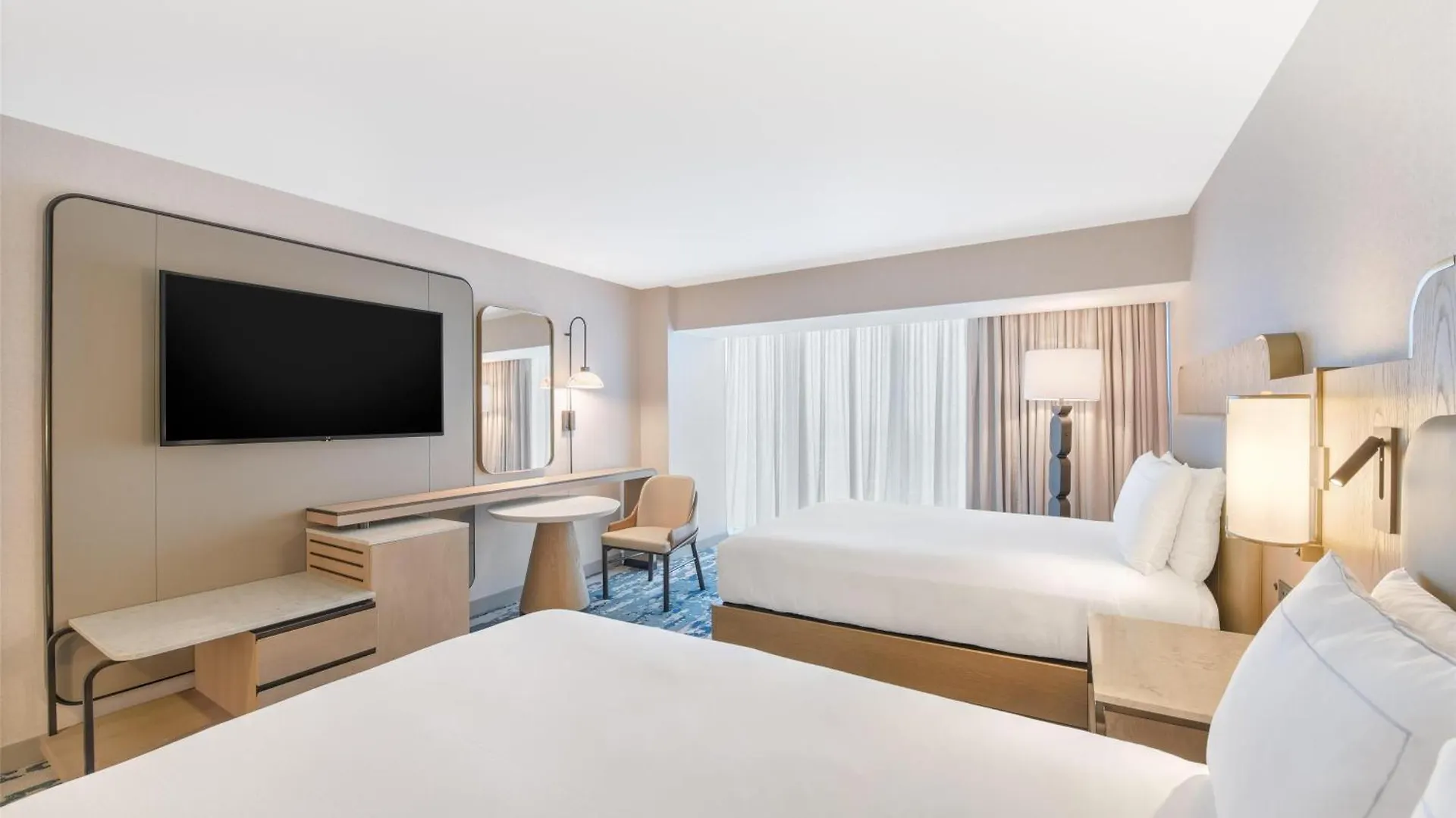 Hilton Anaheim Hotel
