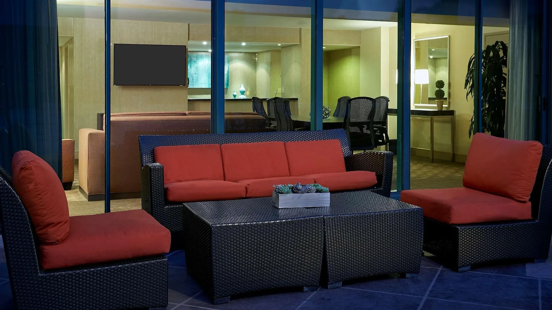 Hilton Anaheim Hotel