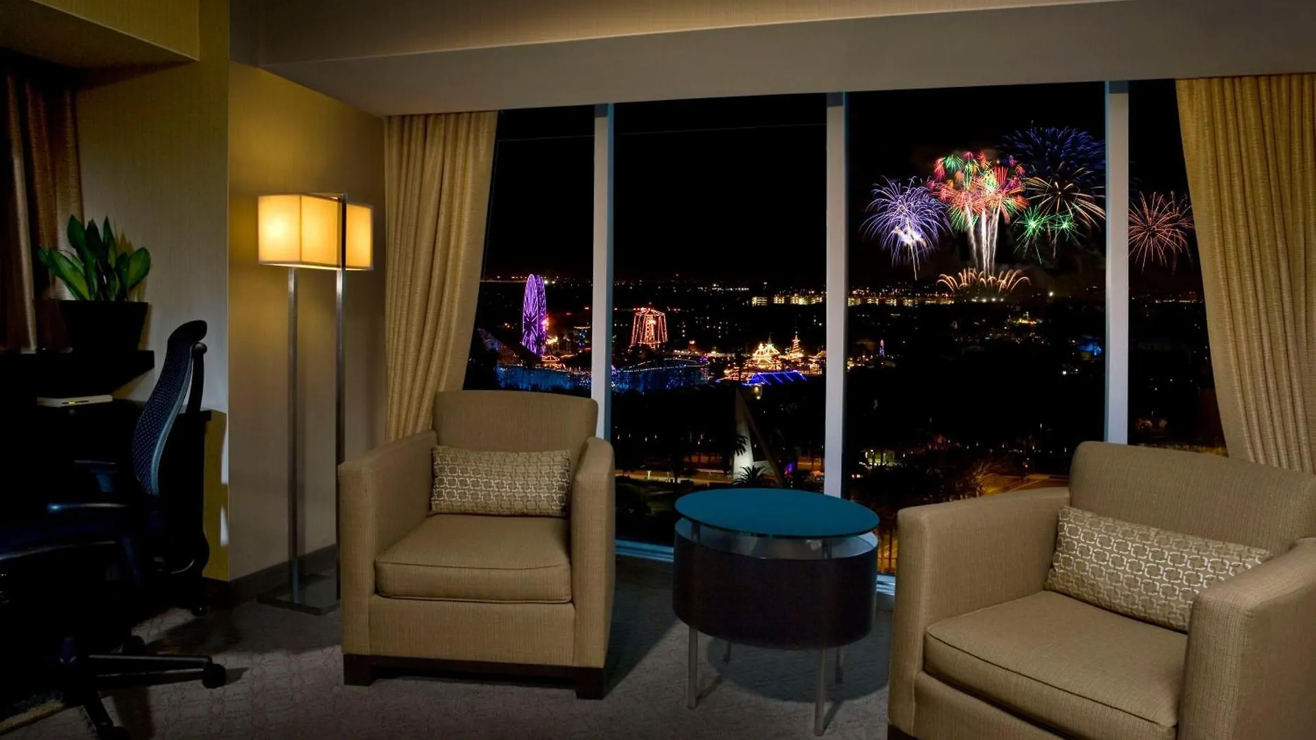 Hilton Anaheim Hotel