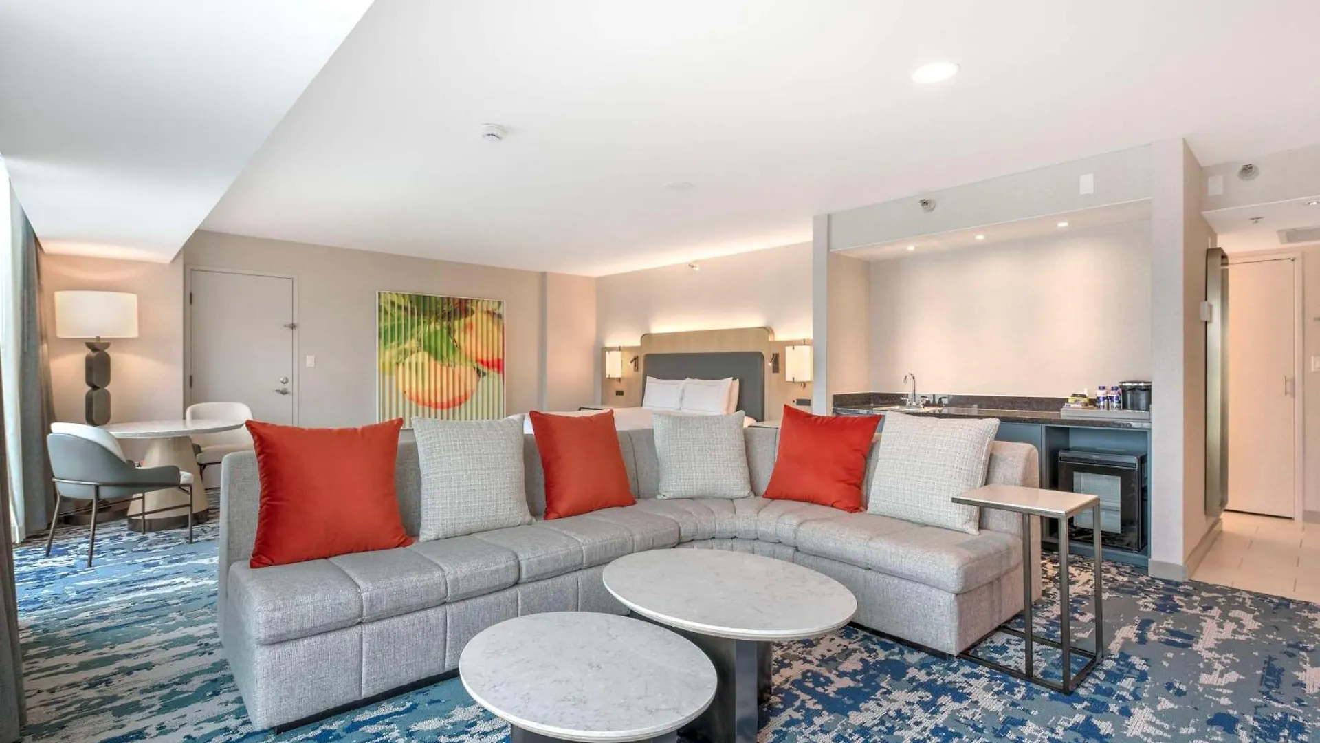 Hilton Anaheim Hotel
