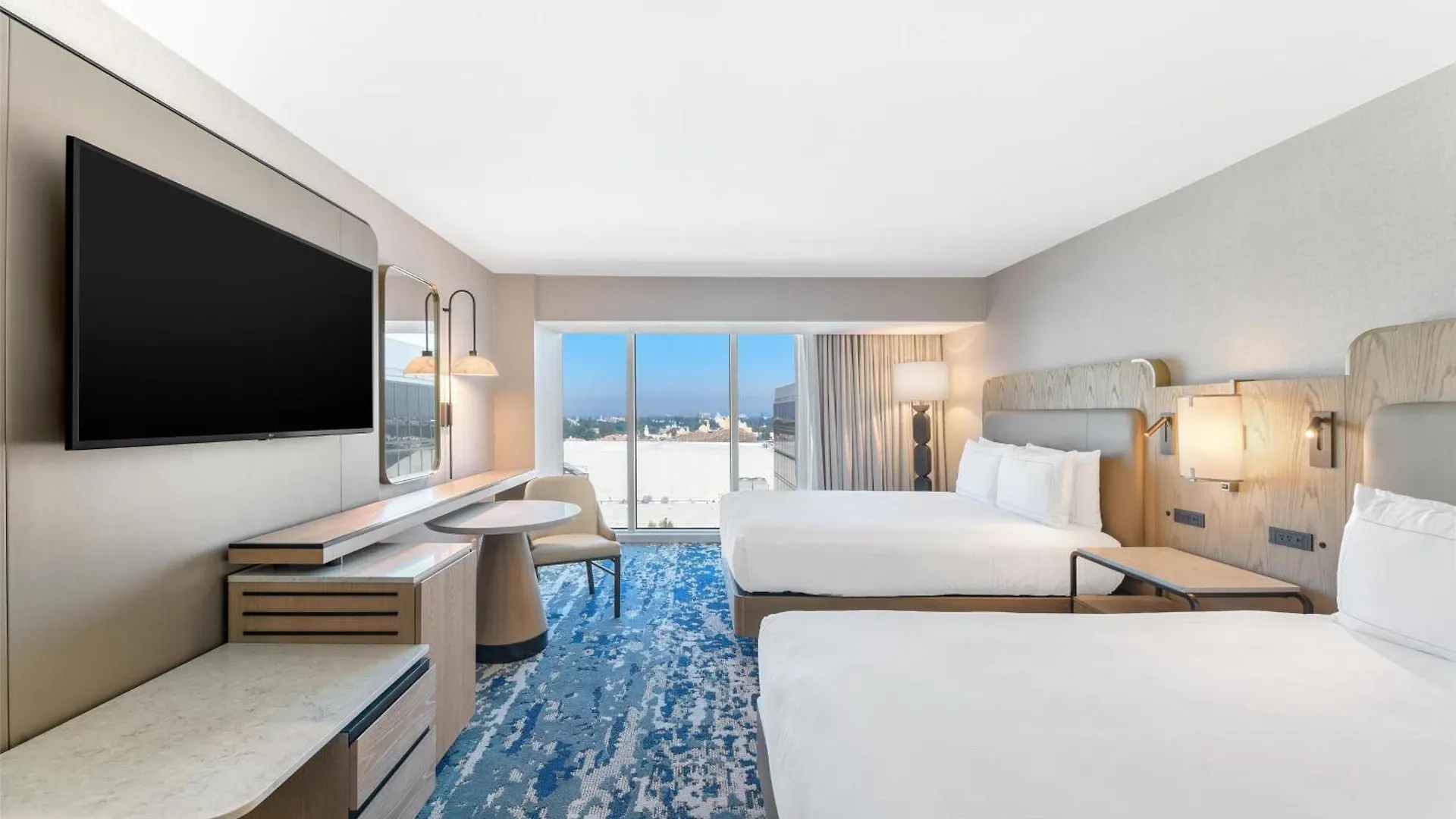 Hilton Anaheim Hotel