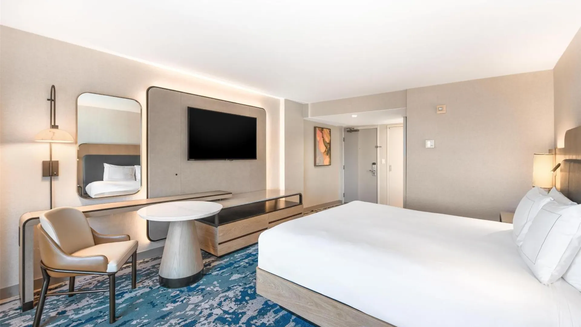 Hilton Anaheim Hotel