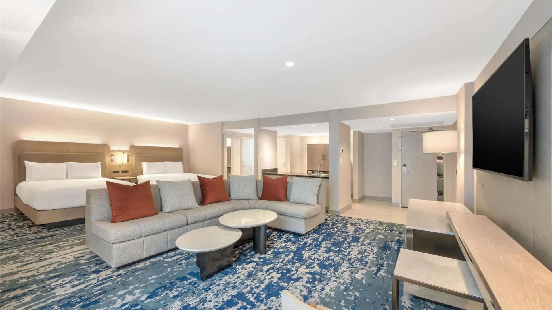 Hilton Anaheim Hotel 4*,