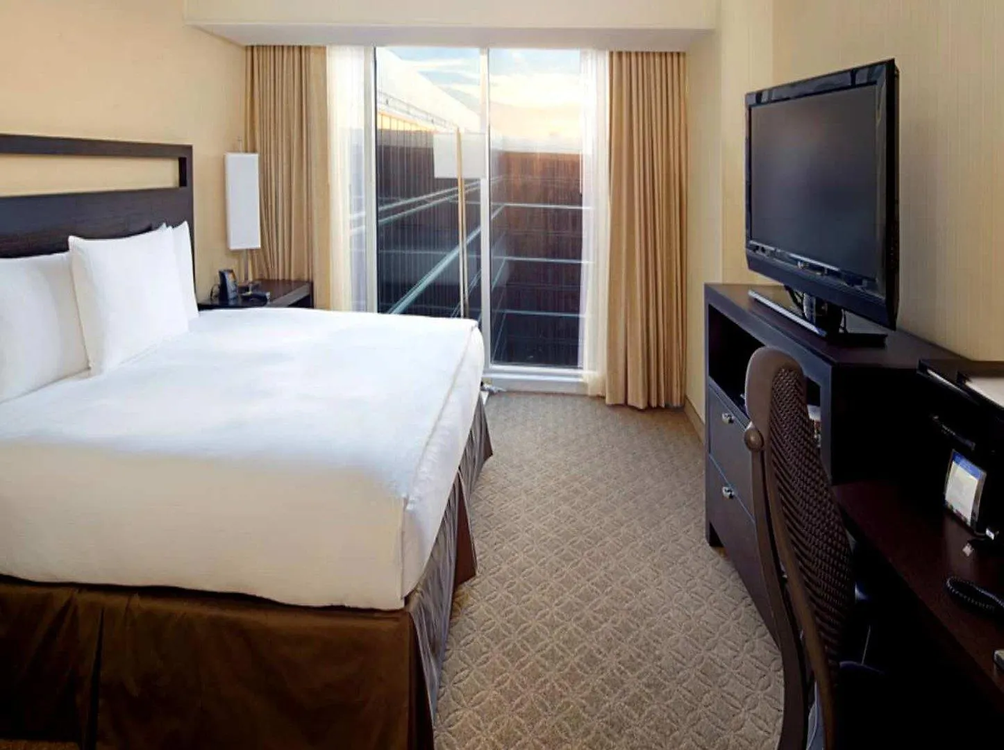 Hilton Anaheim Hotel