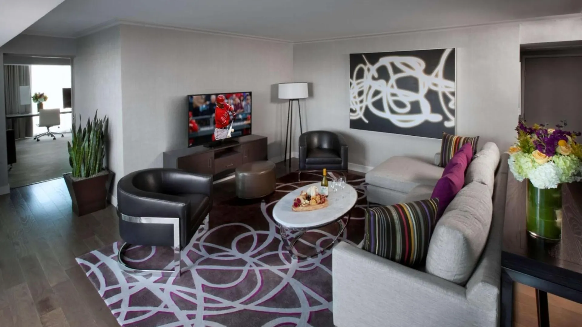 Hilton Anaheim Hotel