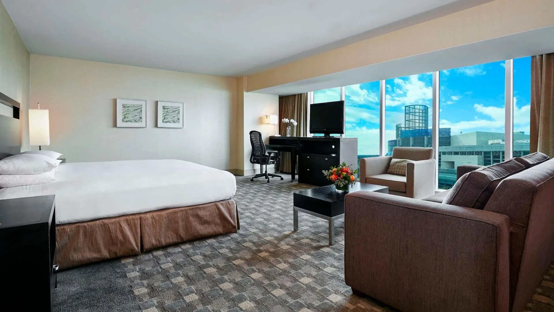 Hilton Anaheim Hotel