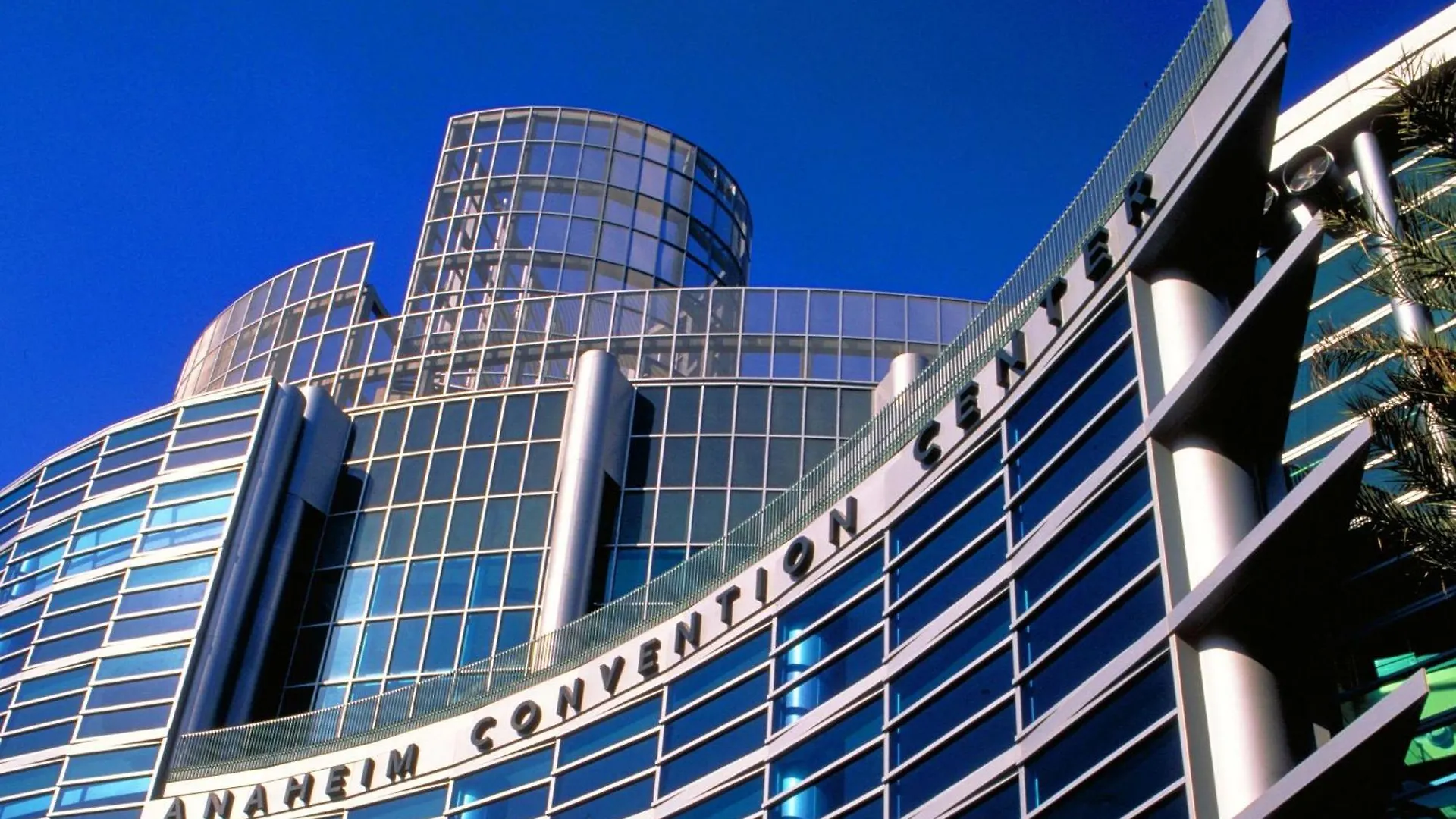 Hilton Anaheim Hotel 3*,