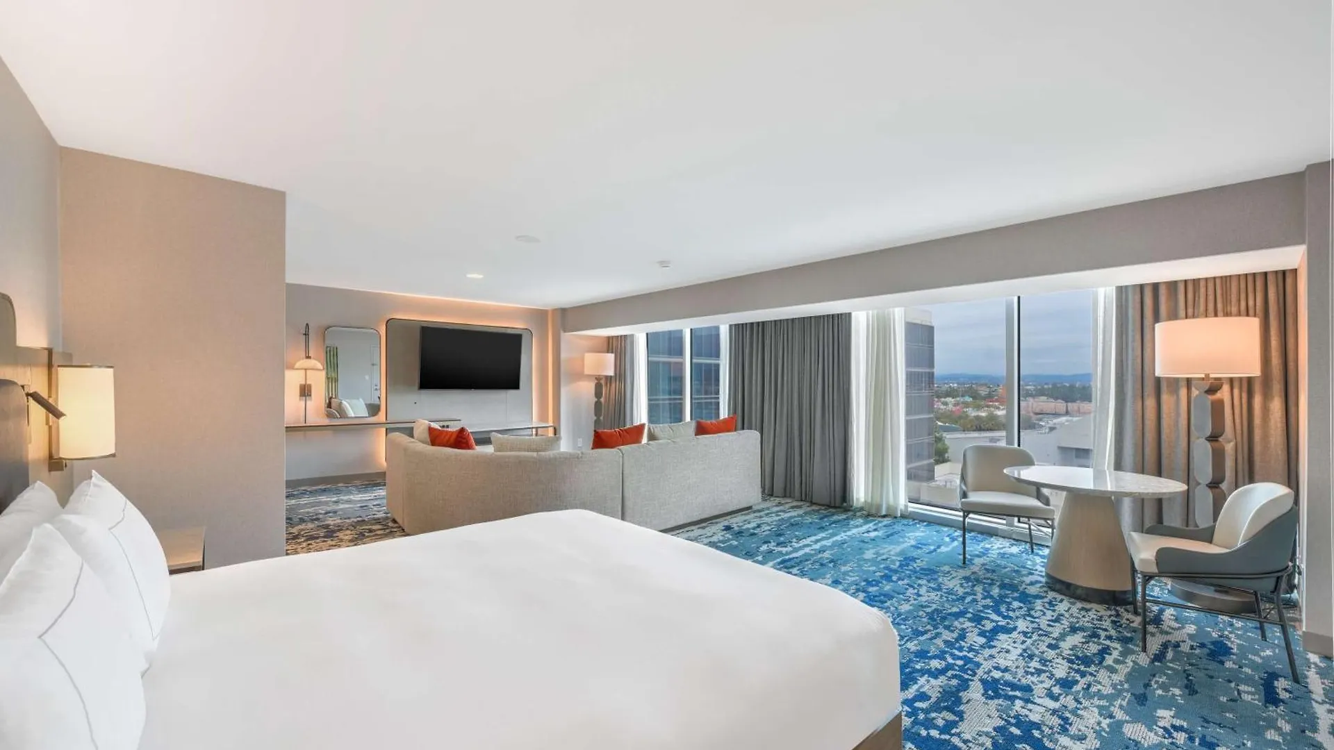 Hilton Anaheim Hotel 3*,  United States