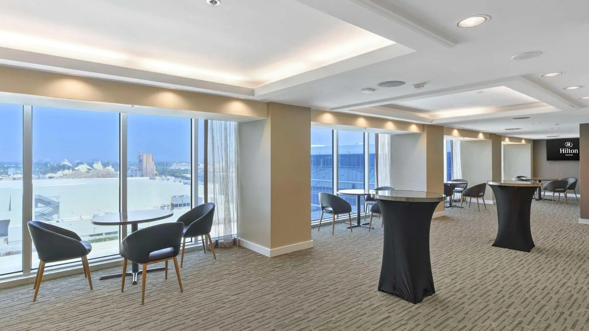 Hilton Anaheim Hotel