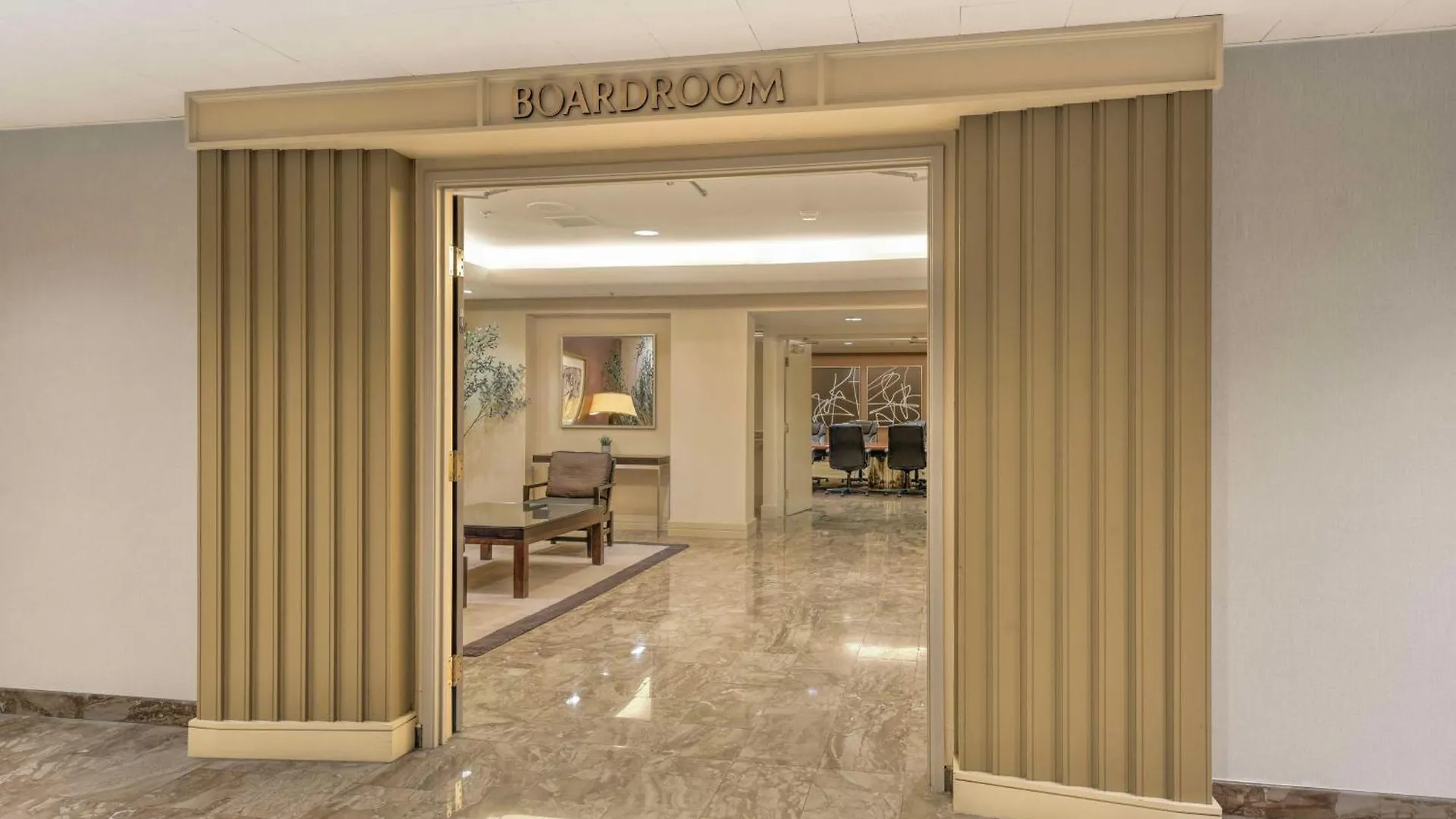 Hilton Anaheim Hotel