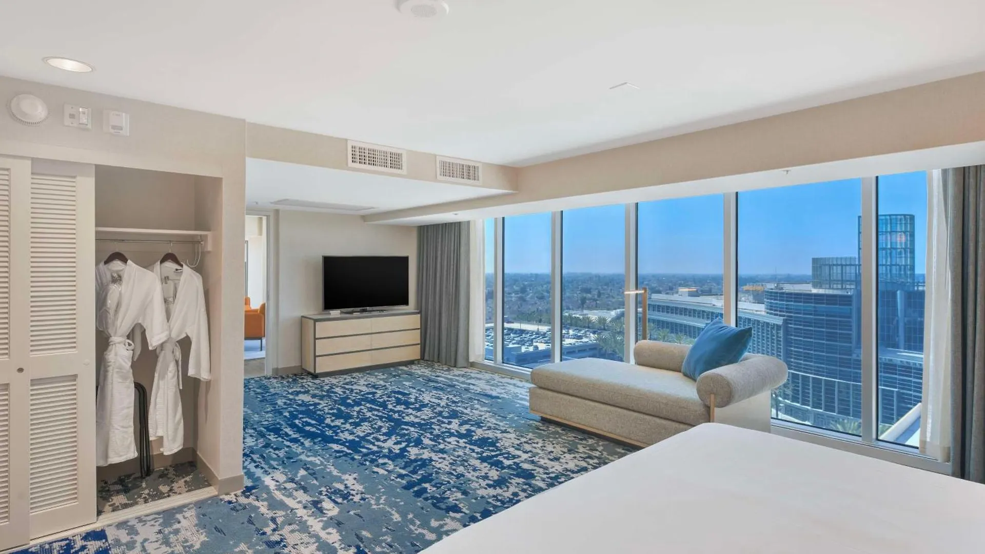 Hilton Anaheim Hotel 3*,  United States